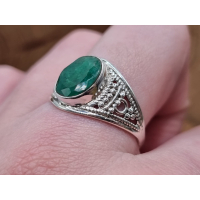 Echt zilveren ring met Smaragd